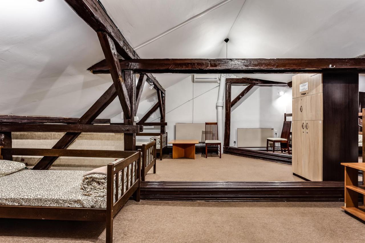 Hostel Seven Lwów Zewnętrze zdjęcie