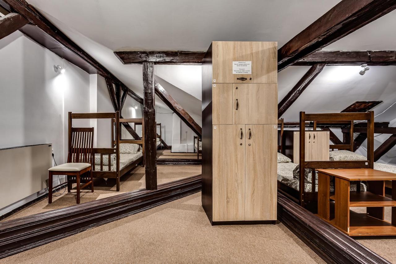 Hostel Seven Lwów Zewnętrze zdjęcie