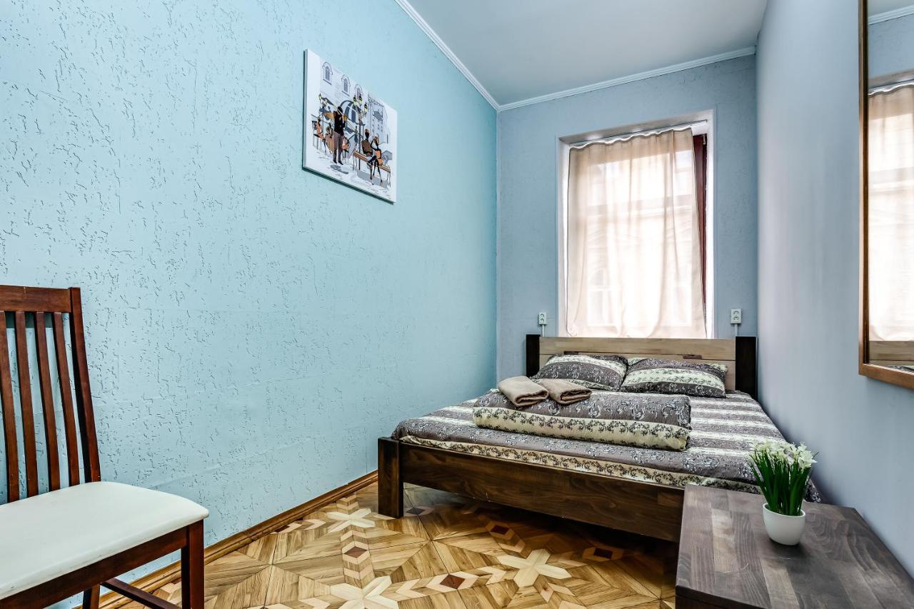 Hostel Seven Lwów Zewnętrze zdjęcie