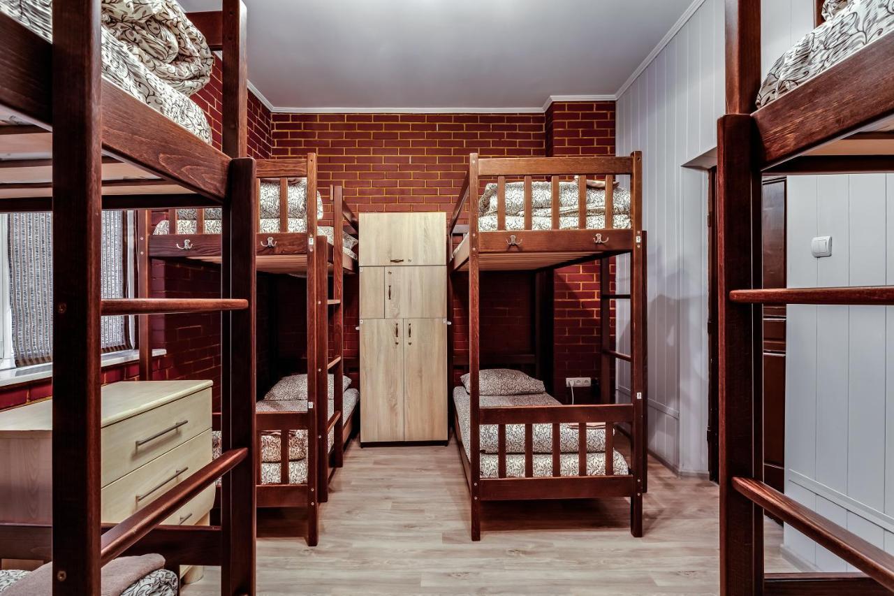 Hostel Seven Lwów Zewnętrze zdjęcie